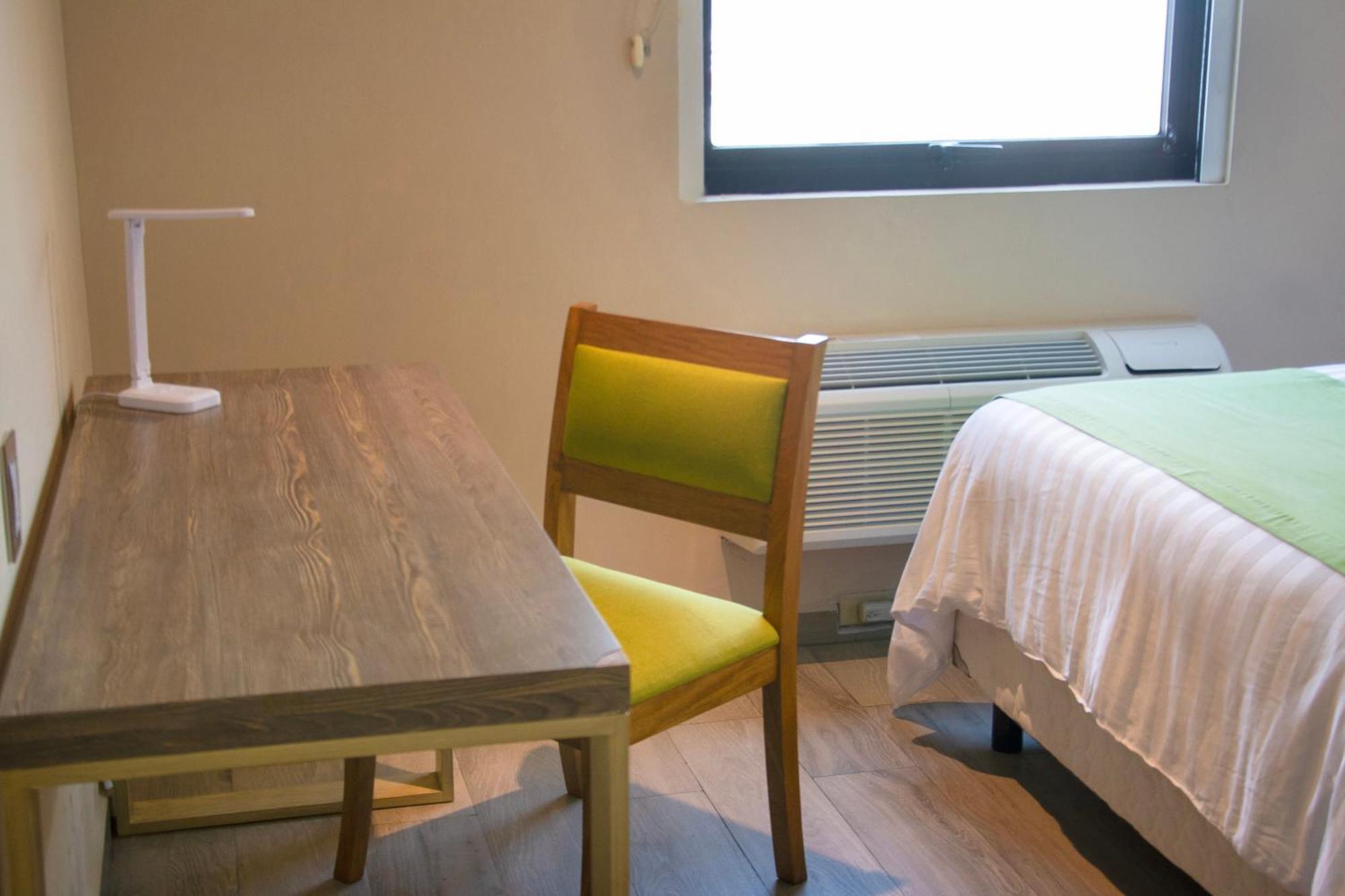 Hotel Paris Fc 4*